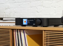 MOON 371 All - in - One 2 x 200W XLR HDMI ARC - 4